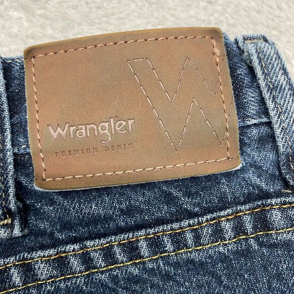 Wrangler Jeans Mens 34 Blue Denim Regular Fit Straight Distressed 31 Inseam - Picture 13 of 15